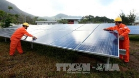 Năng lượng tái tạo: Tiềm năng 100, khai thác được 3